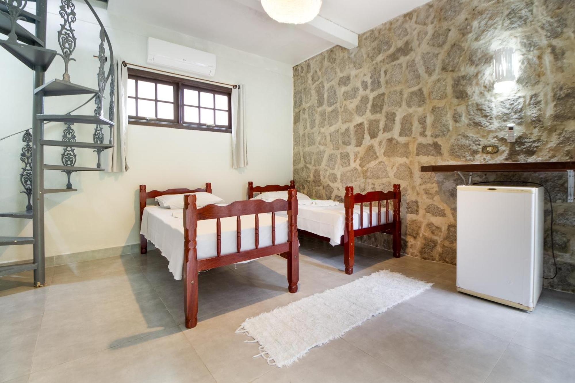 Velinn Pousada Guarubela Villa Vittoria Ilhabela Ruang foto